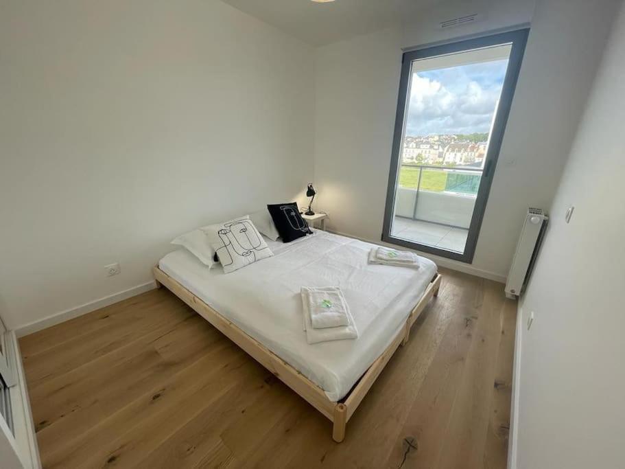 Presqu'Ile, Appartement Neuf Avec Balcon, Salle De Gym Et Parking Caen Eksteriør billede