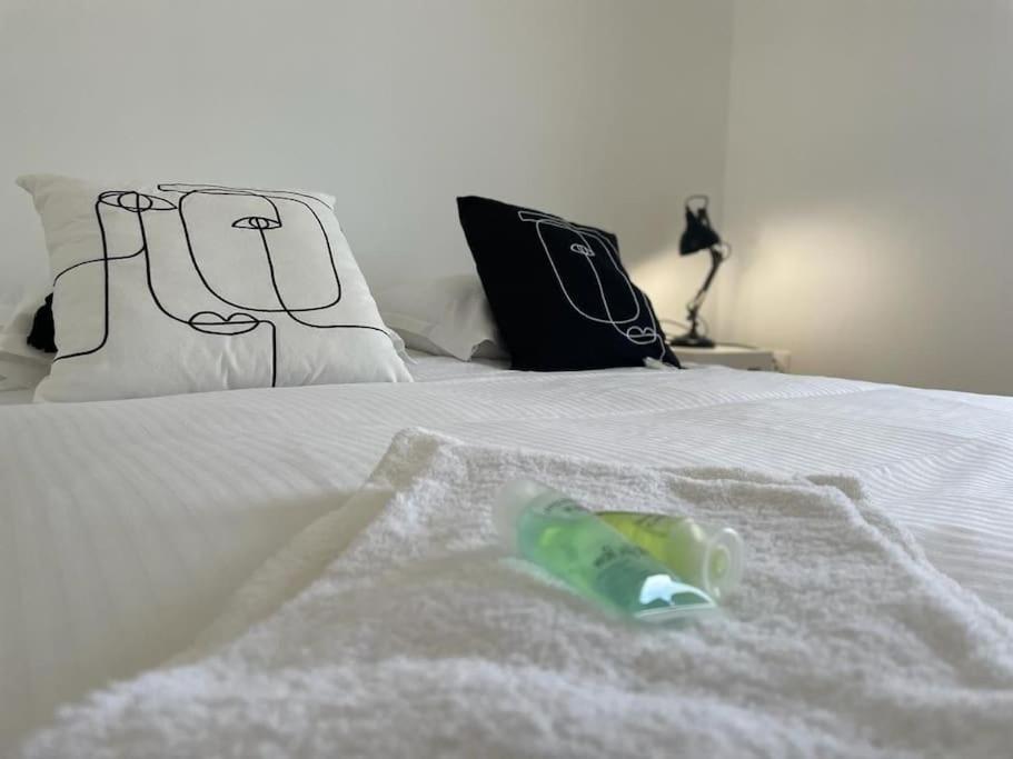 Presqu'Ile, Appartement Neuf Avec Balcon, Salle De Gym Et Parking Caen Eksteriør billede