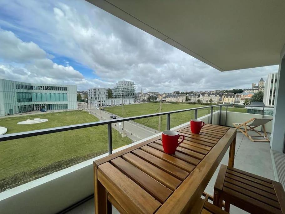 Presqu'Ile, Appartement Neuf Avec Balcon, Salle De Gym Et Parking Caen Eksteriør billede