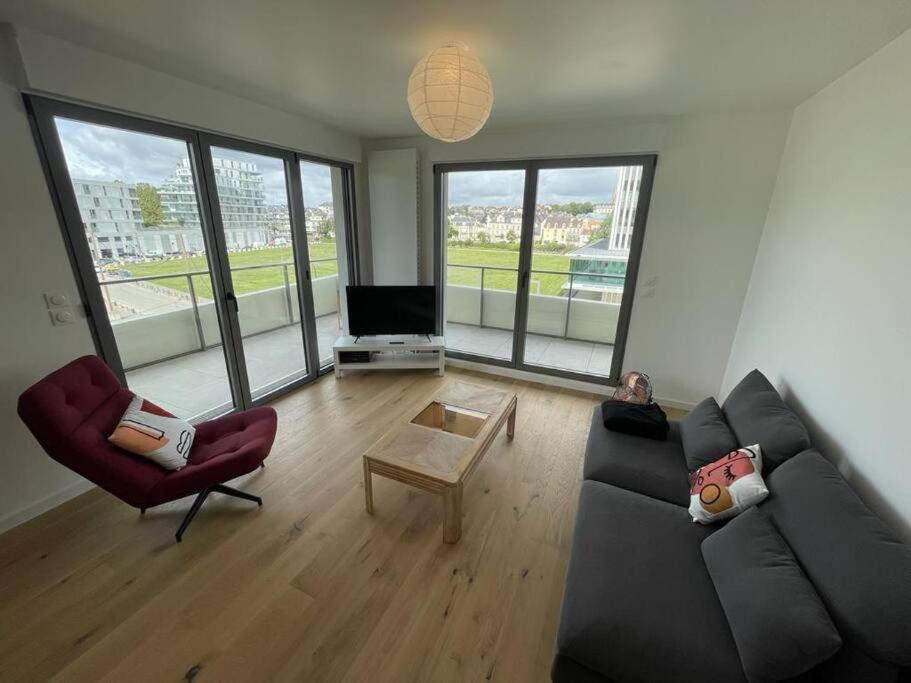 Presqu'Ile, Appartement Neuf Avec Balcon, Salle De Gym Et Parking Caen Eksteriør billede